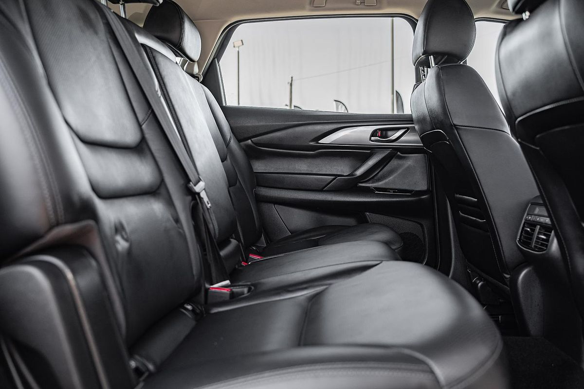 2022 Mazda CX-9 Touring TC