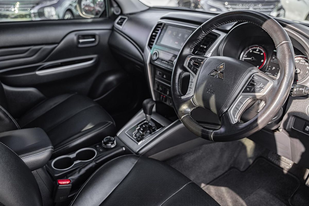2021 Mitsubishi Triton GSR MR 4X4