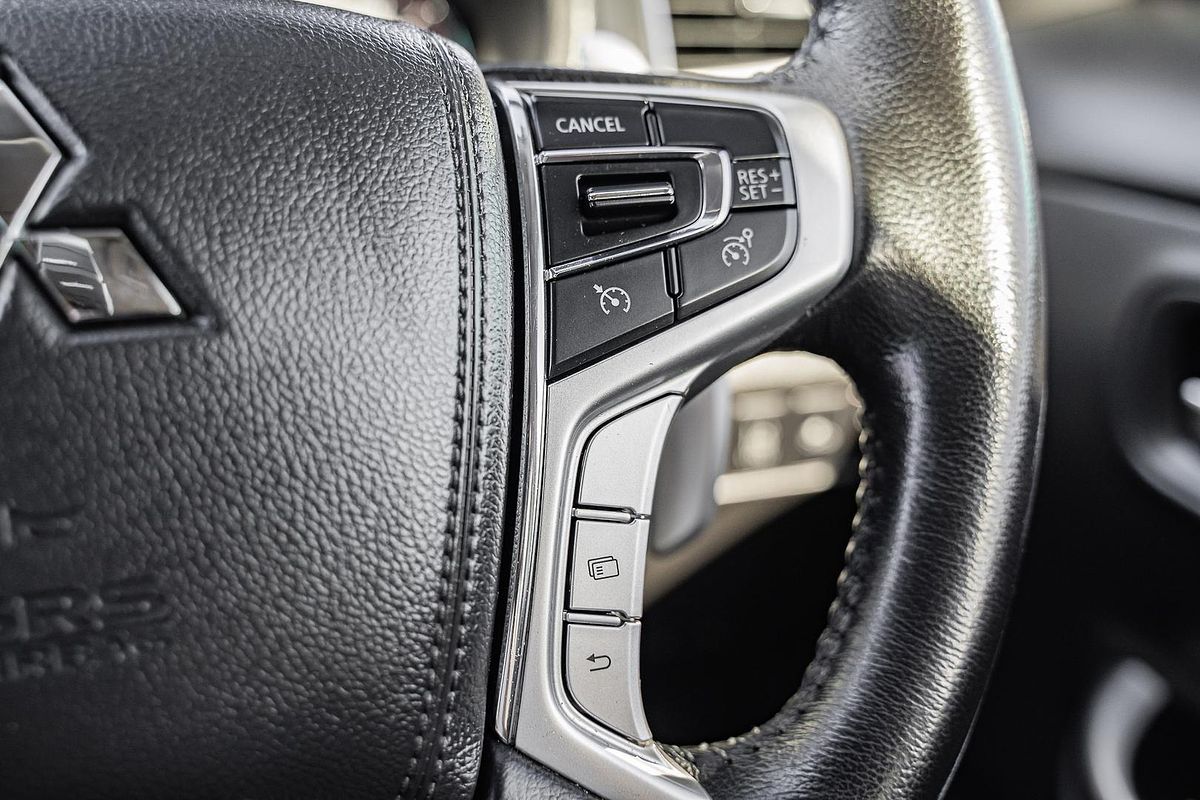 2021 Mitsubishi Triton GSR MR 4X4