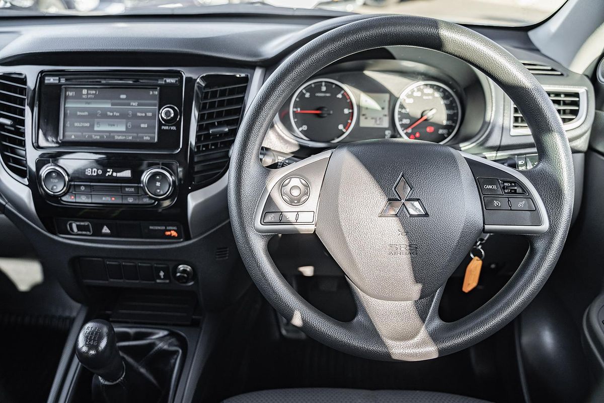 2017 Mitsubishi Triton GLX+ MQ 4X4