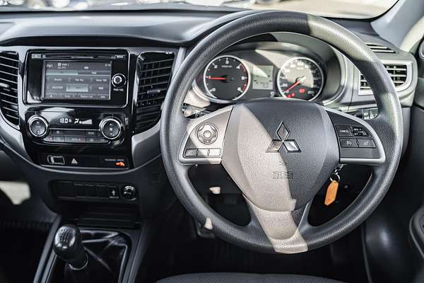 2017 Mitsubishi Triton GLX+ MQ 4X4