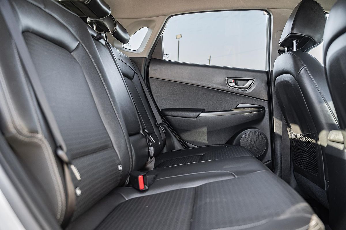 2020 Hyundai Kona Elite OS.3