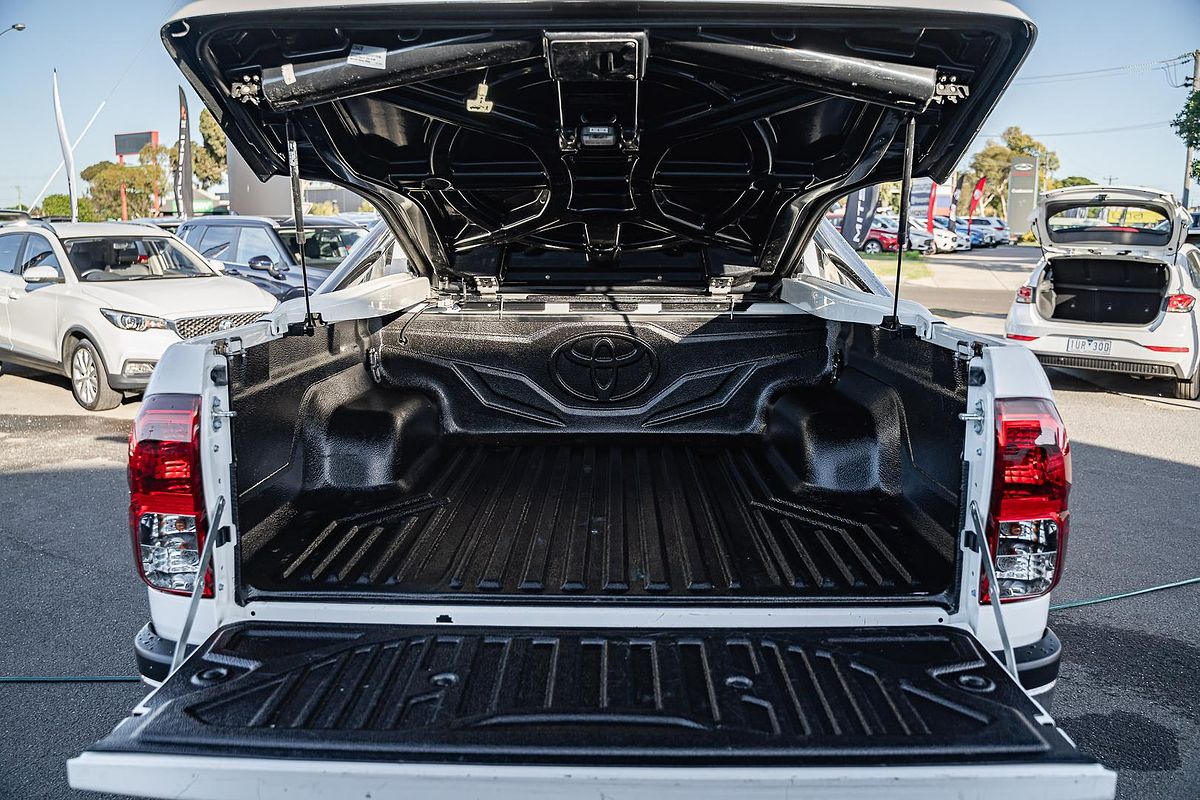 2018 Toyota Hilux SR5 GUN126R 4X4