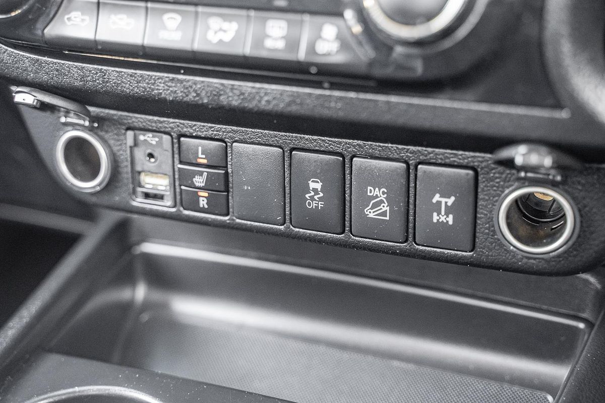 2018 Toyota Hilux SR5 GUN126R 4X4