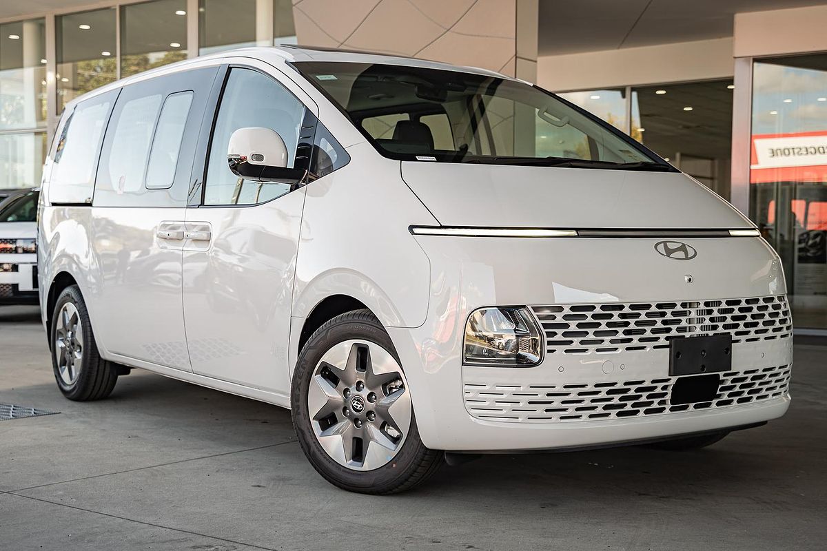 2025 Hyundai STARIA Highlander US4.V3