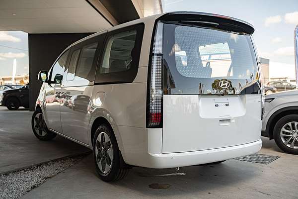 2025 Hyundai STARIA Highlander US4.V3
