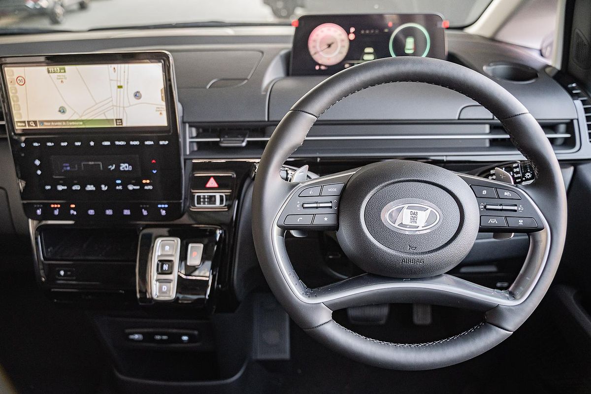 2025 Hyundai STARIA Highlander US4.V3