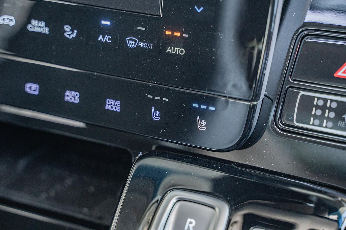 2025 Hyundai STARIA Highlander US4.V3