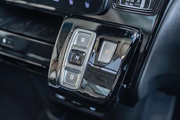 2025 Hyundai STARIA Highlander US4.V3