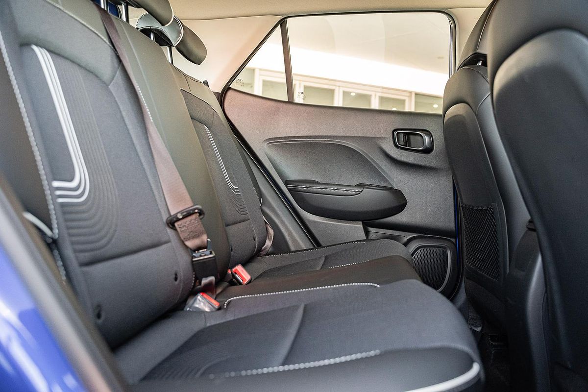 2025 Hyundai Venue Active QX.V5