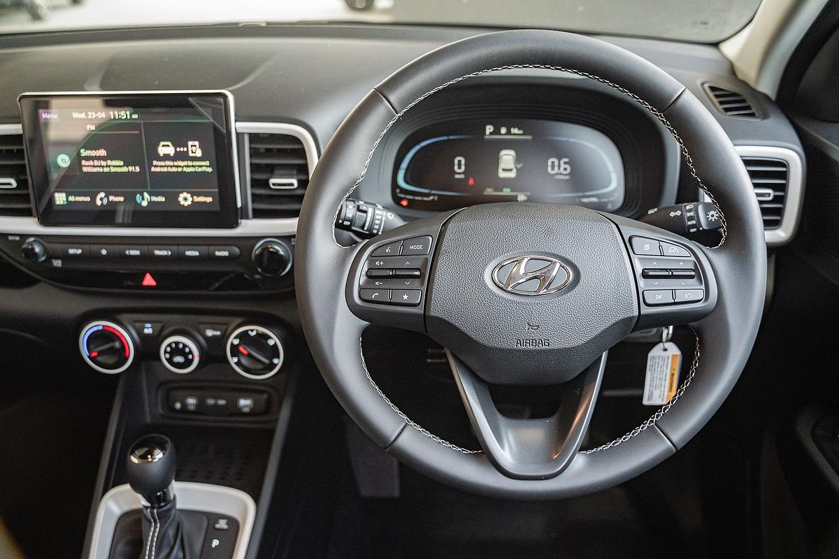 2025 Hyundai Venue Active QX.V5