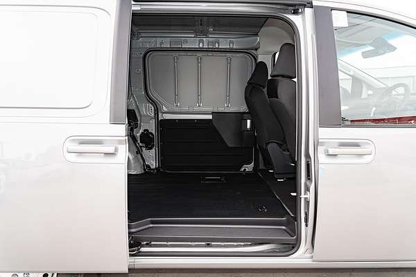 2025 Hyundai STARIA LOAD US4.V3