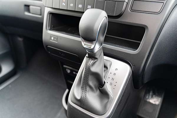 2025 Hyundai STARIA LOAD US4.V3