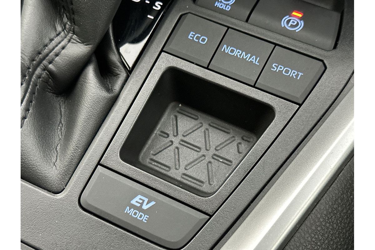 2021 Toyota RAV4 GXL AXAH52R