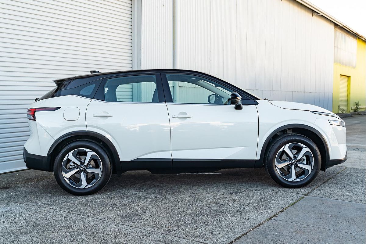 2023 Nissan QASHQAI ST+ J12