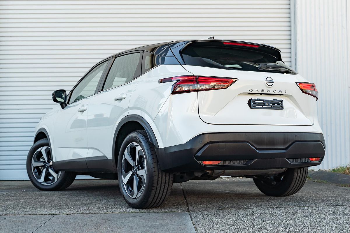 2023 Nissan QASHQAI ST+ J12