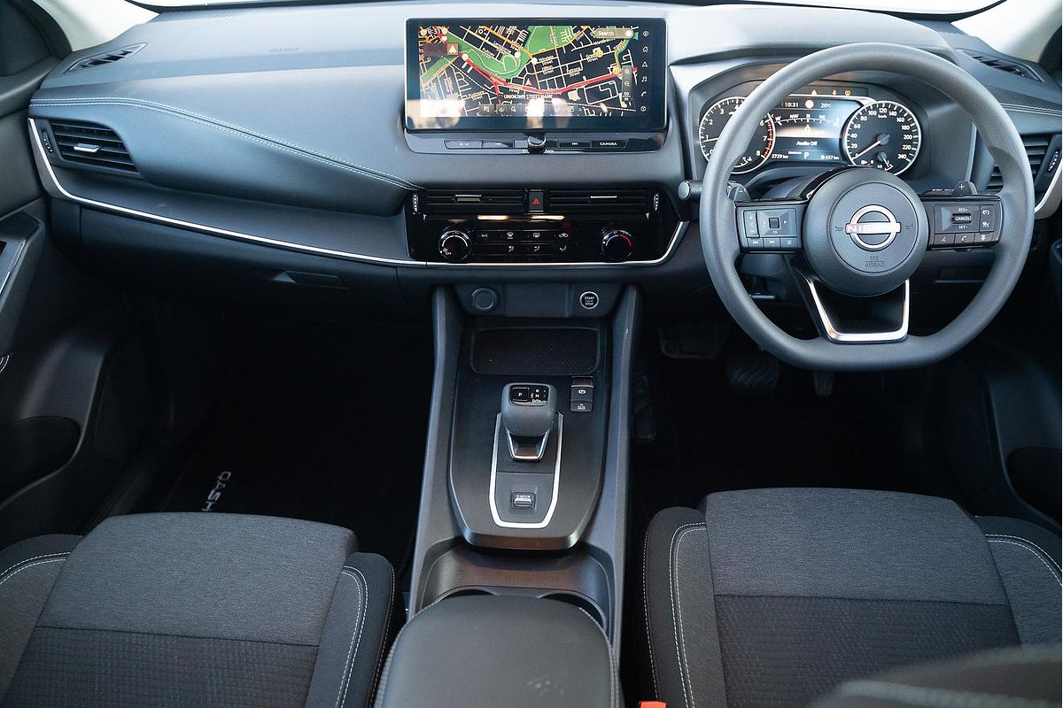 2023 Nissan QASHQAI ST+ J12