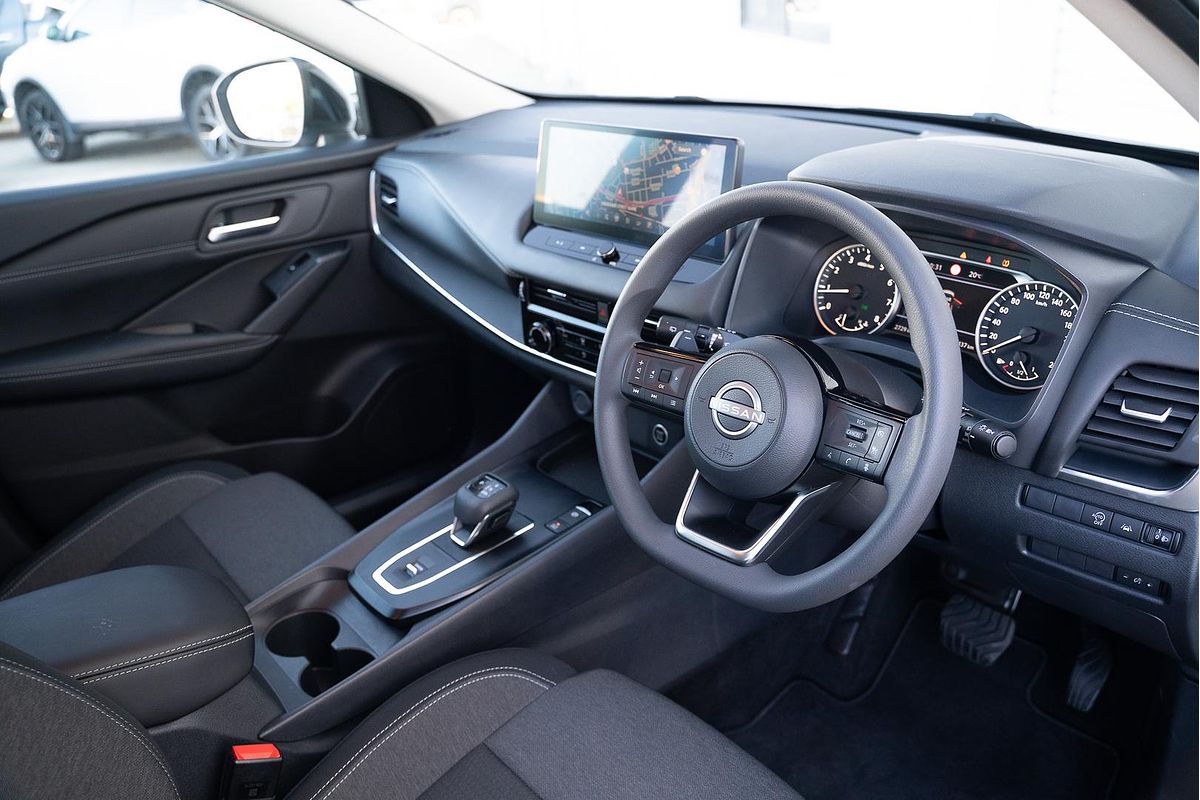 2023 Nissan QASHQAI ST+ J12