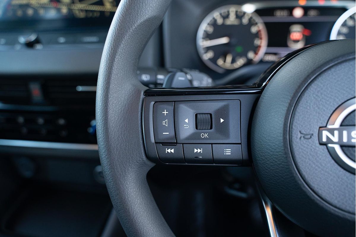 2023 Nissan QASHQAI ST+ J12