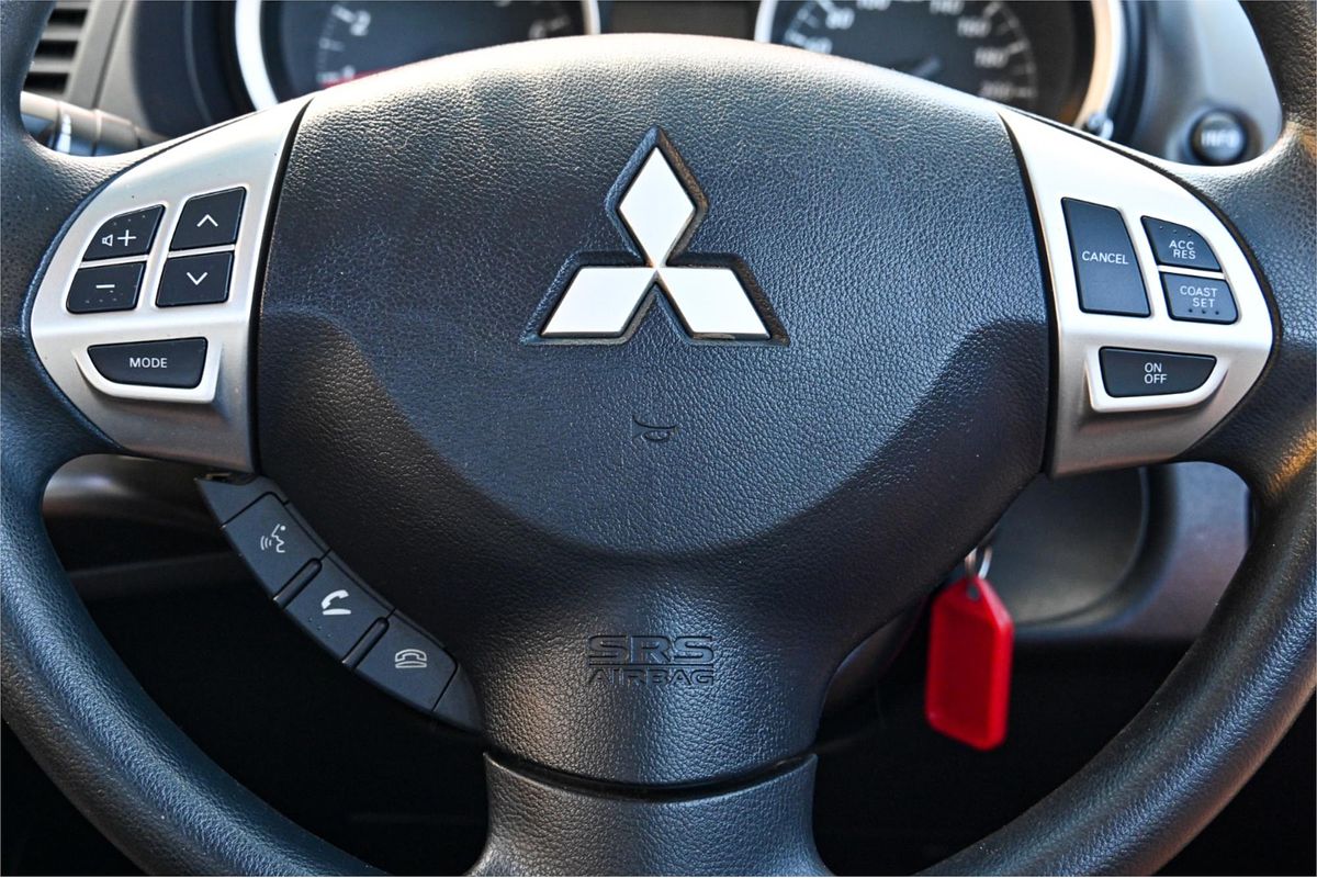 2015 Mitsubishi Lancer ES Sport CJ