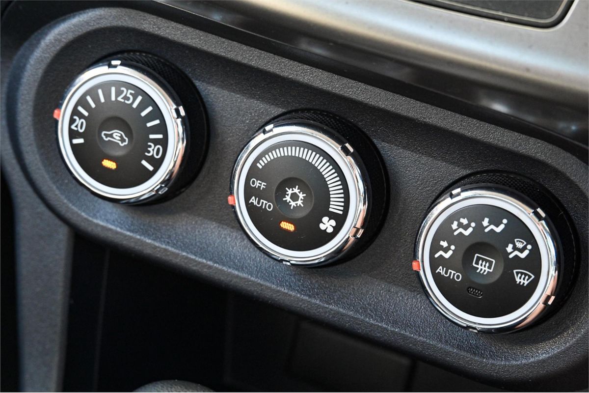 2015 Mitsubishi Lancer ES Sport CJ