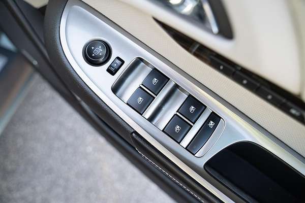 2013 Holden Calais V VF