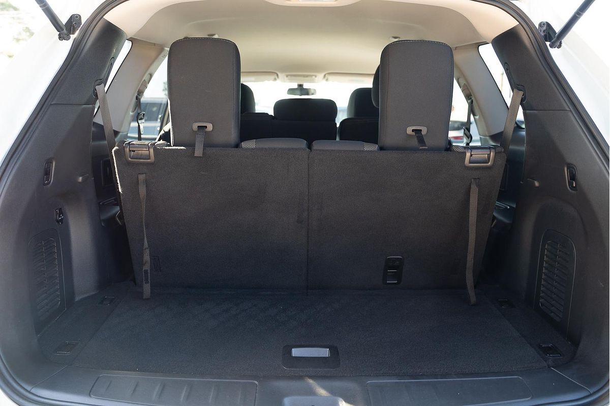 2018 Nissan Pathfinder ST R52 Series II