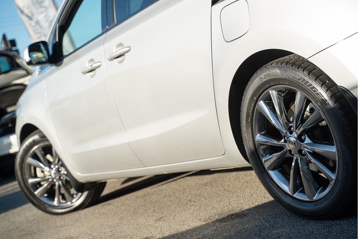 2019 Kia Carnival Platinum YP