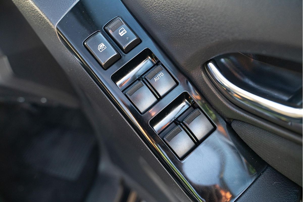 2018 Isuzu MU-X LS-M