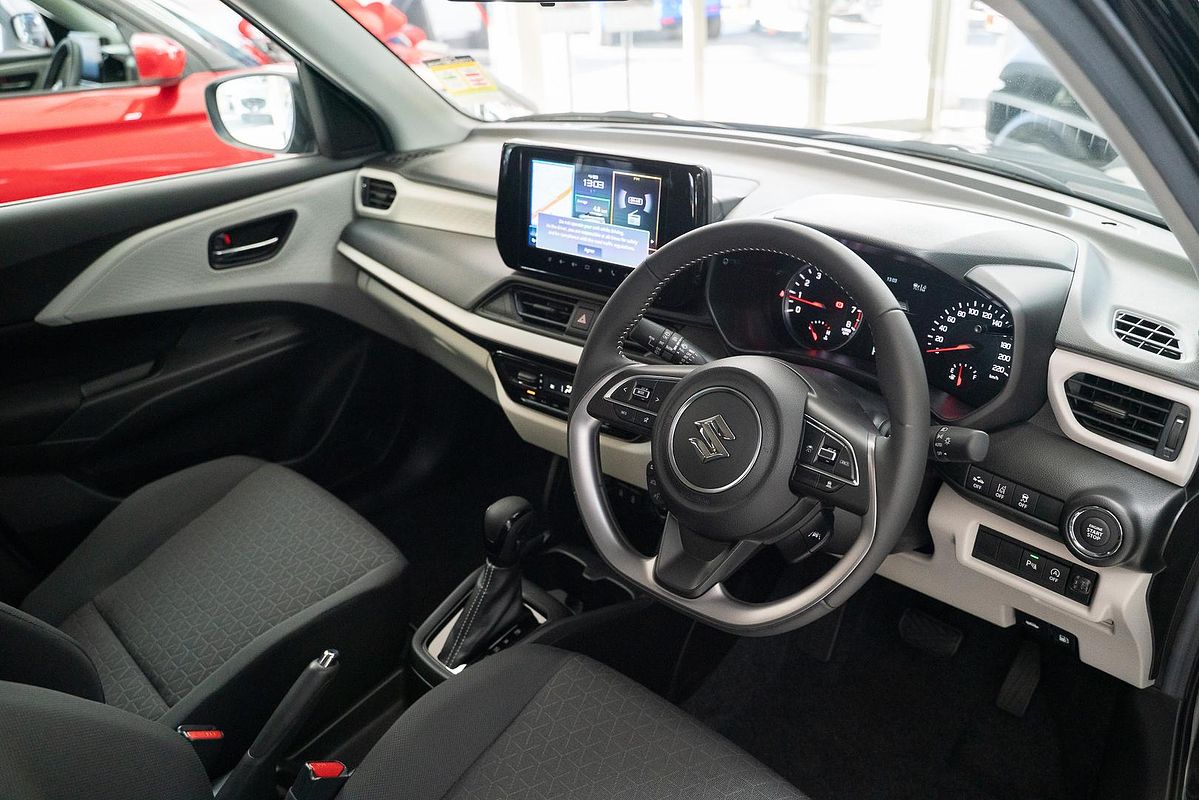 2025 Suzuki Swift Hybrid Plus UZ