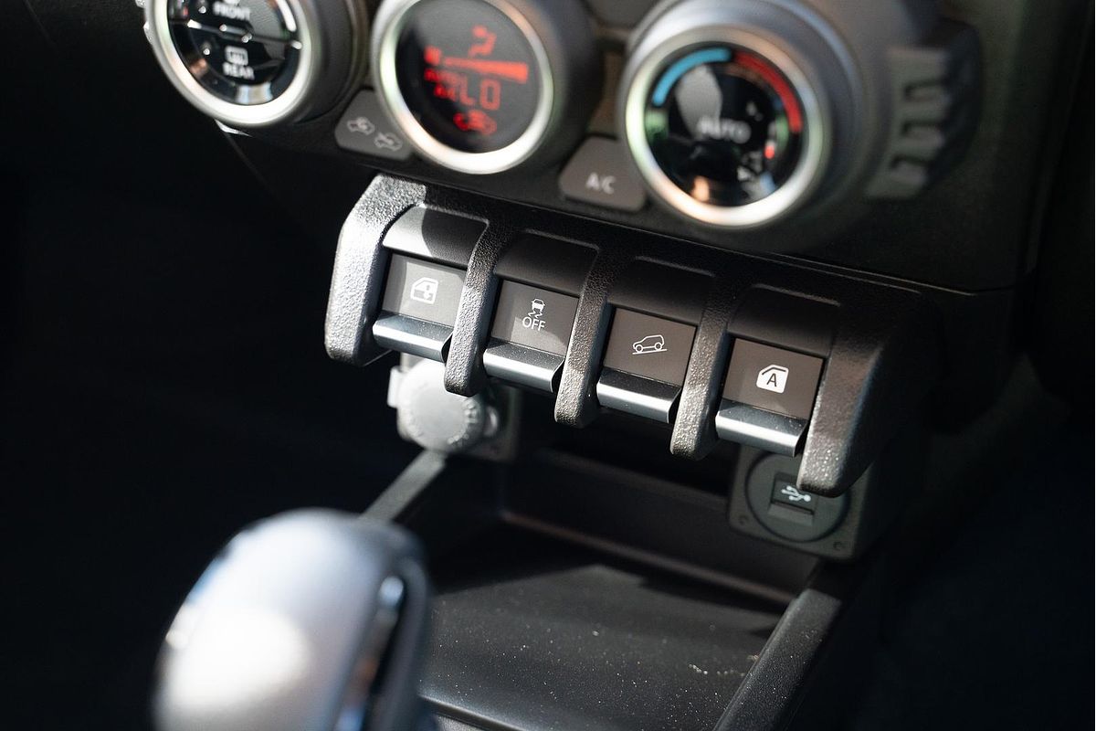 2025 Suzuki Jimny GLX GJ