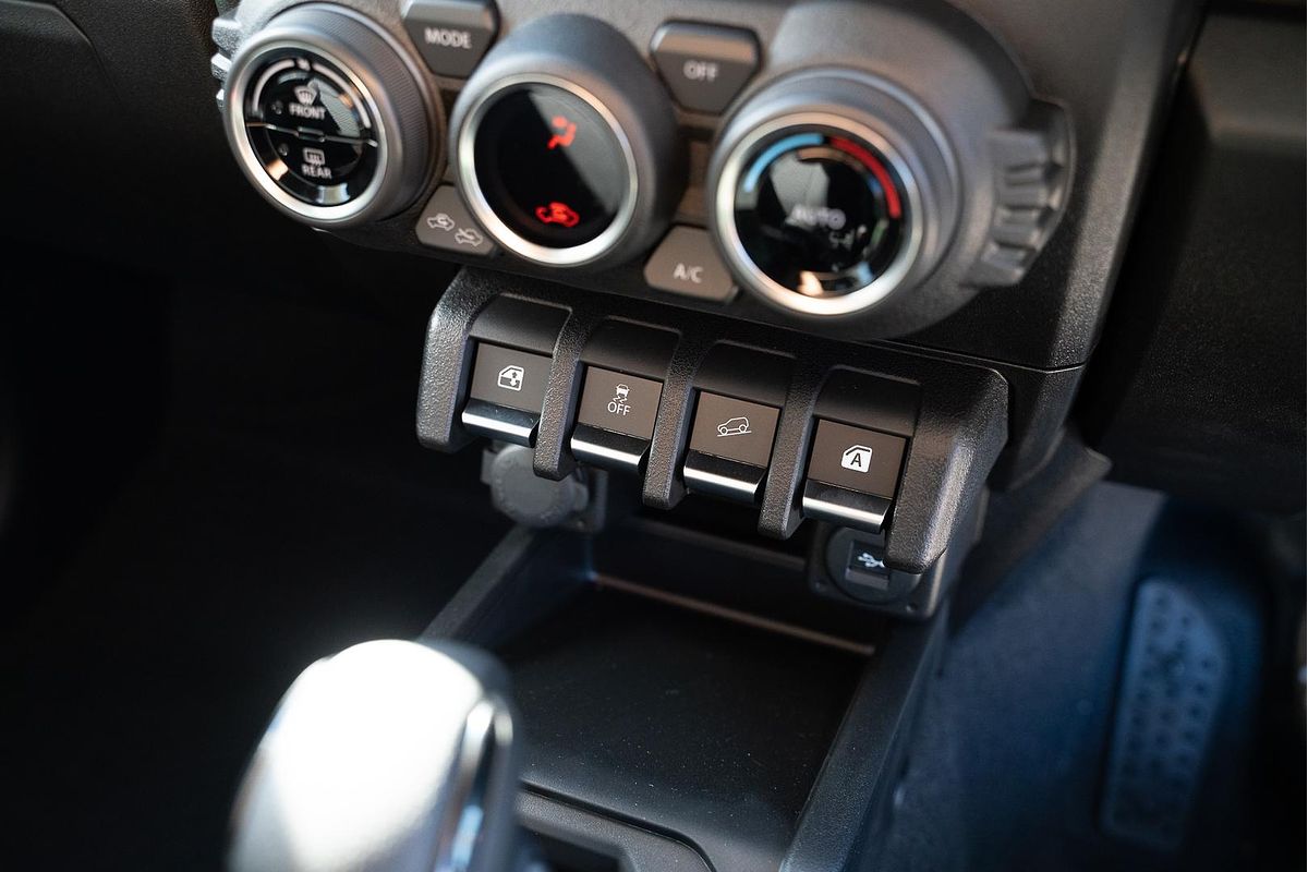 2025 Suzuki Jimny GLX GJ