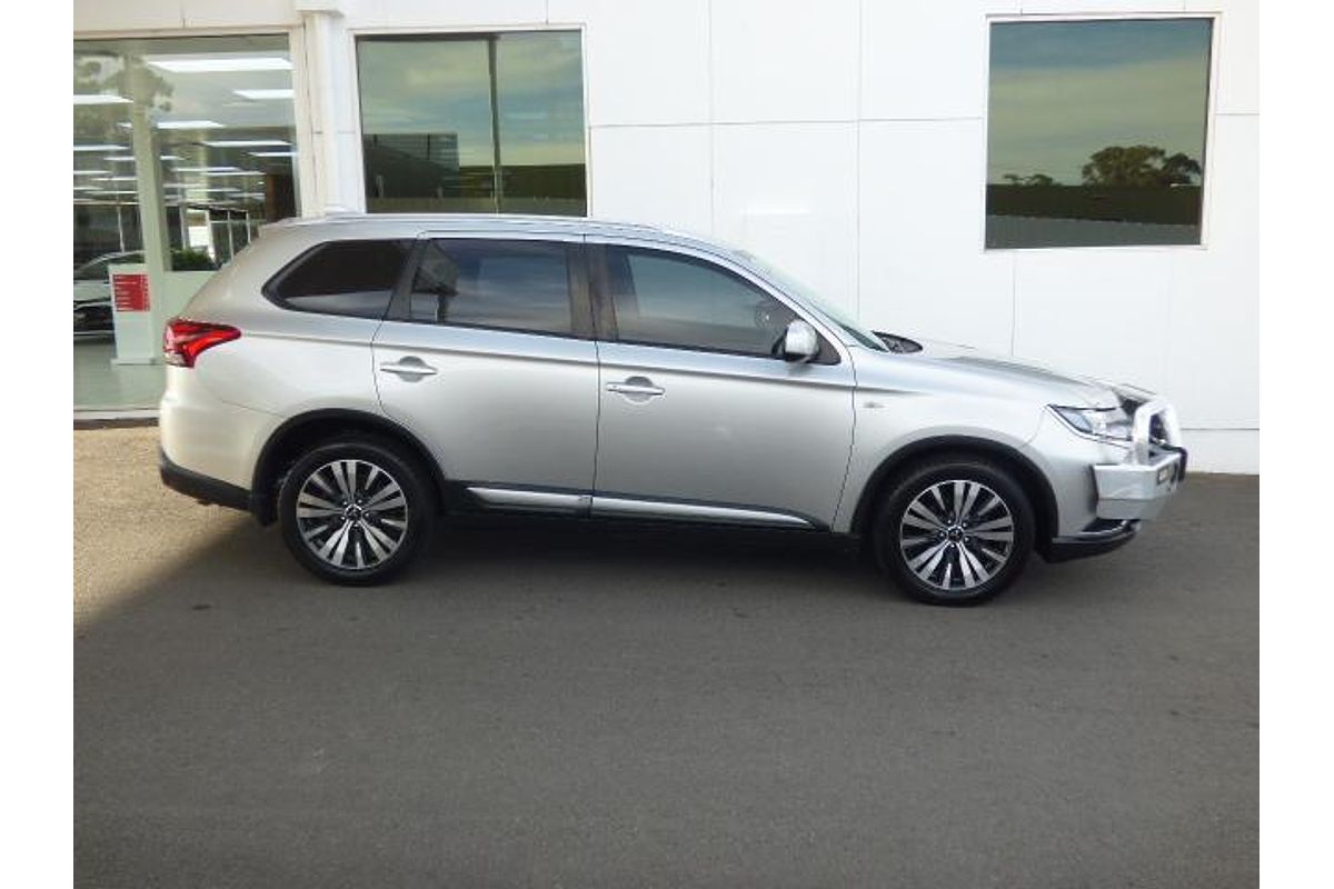 2018 Mitsubishi Outlander ES ZL
