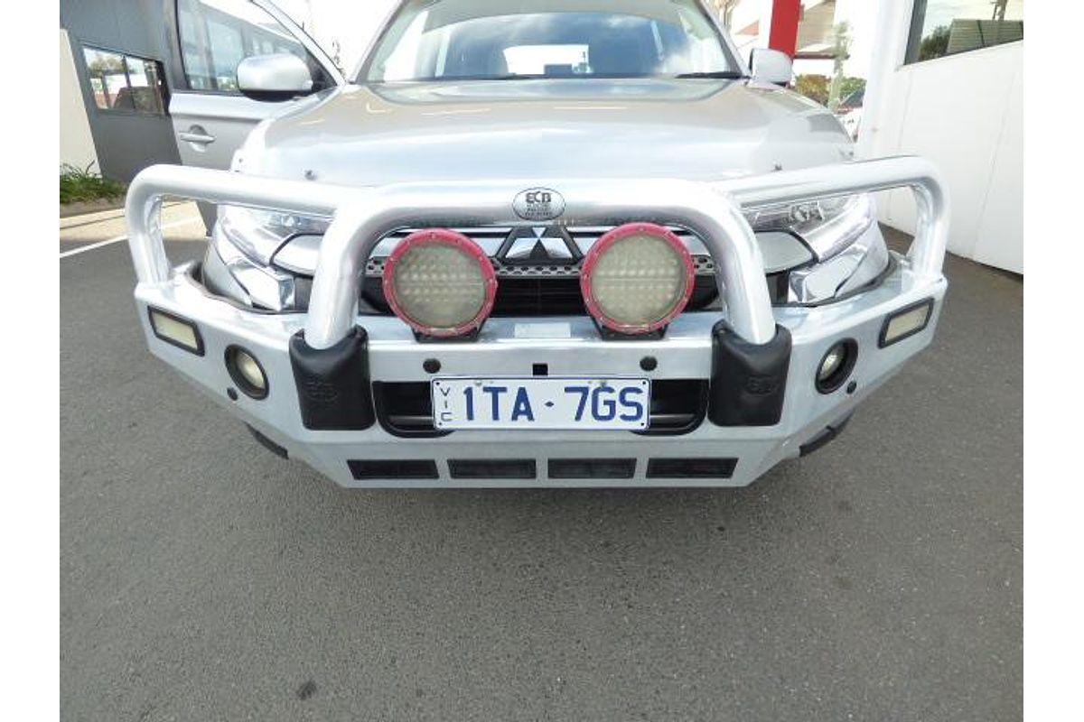 2018 Mitsubishi Outlander ES ZL