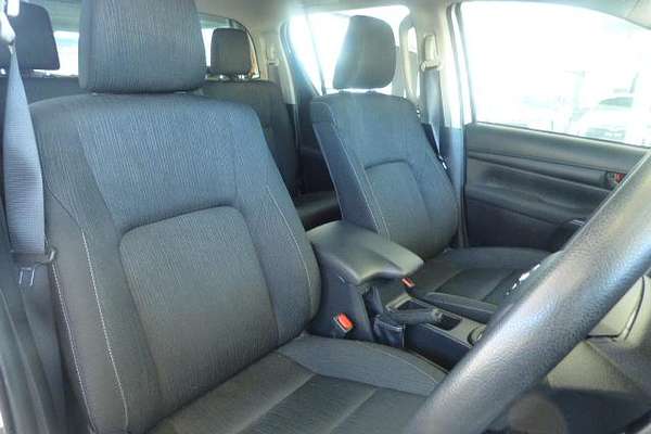 2023 Toyota Hilux SR GUN126R 4X4