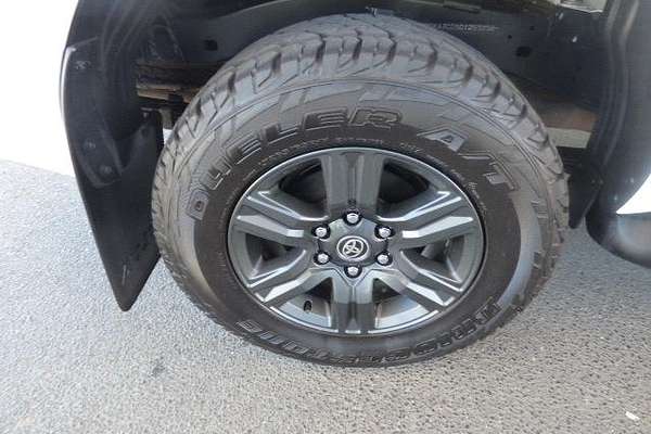 2023 Toyota Hilux SR GUN126R 4X4