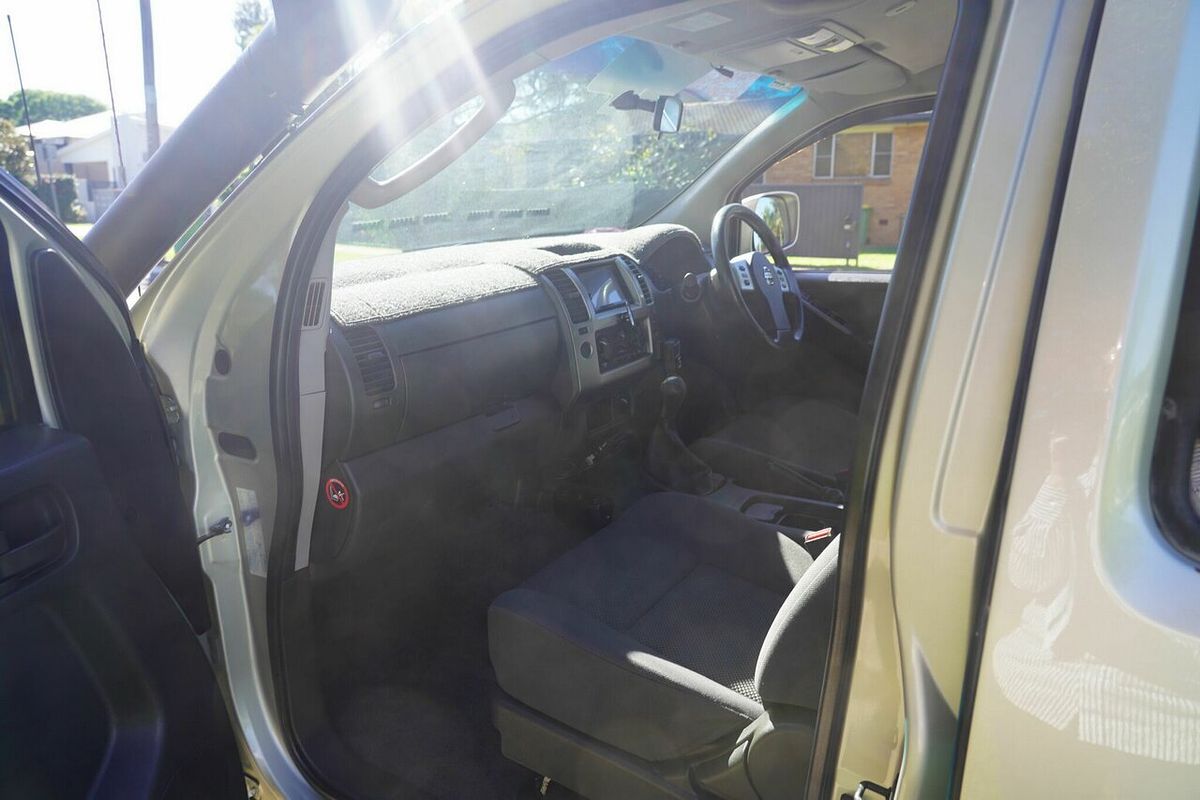 2011 Nissan Navara ST (4x4) D40 4X4