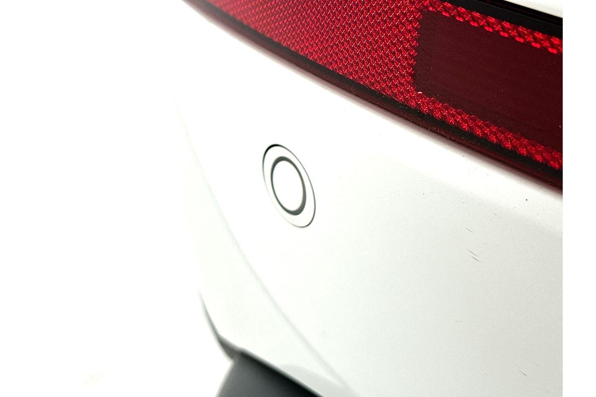 2023 Mitsubishi Outlander ES ZM