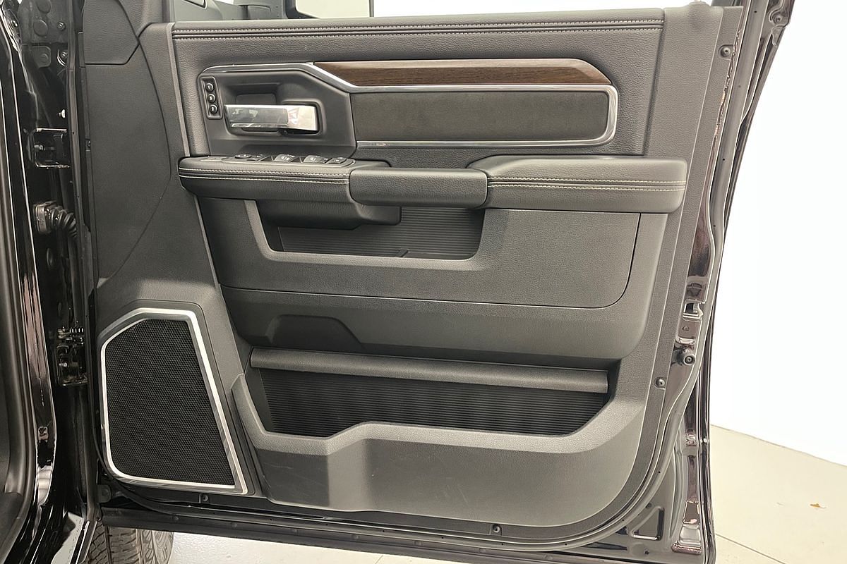 2023 RAM 2500 Laramie DJ 4X4