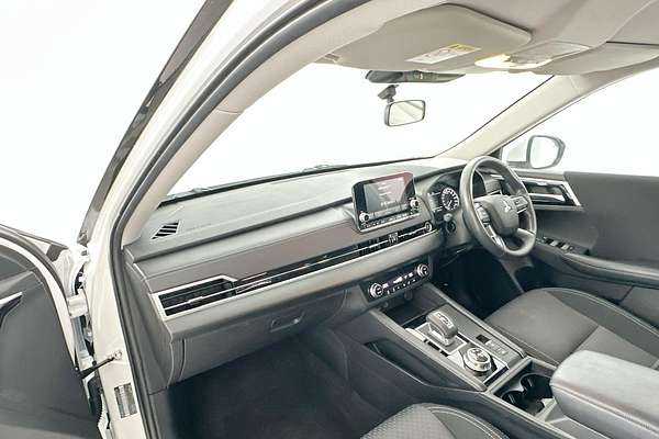 2023 Mitsubishi Outlander ES ZM