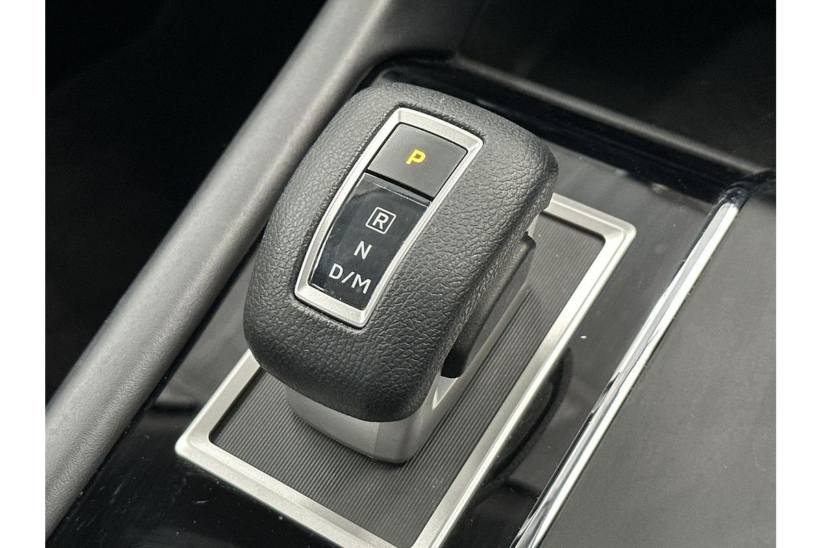 2023 Mitsubishi Outlander ES ZM