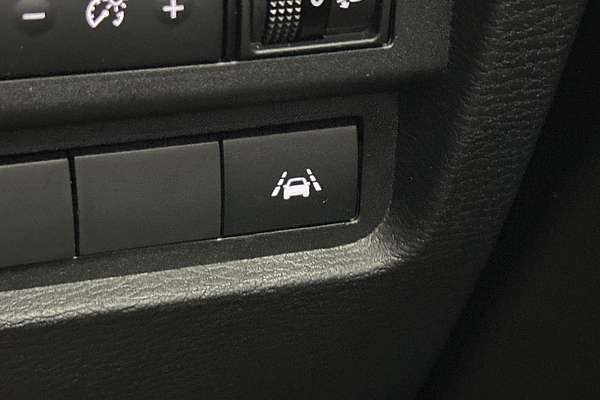 2023 Mitsubishi Outlander ES ZM