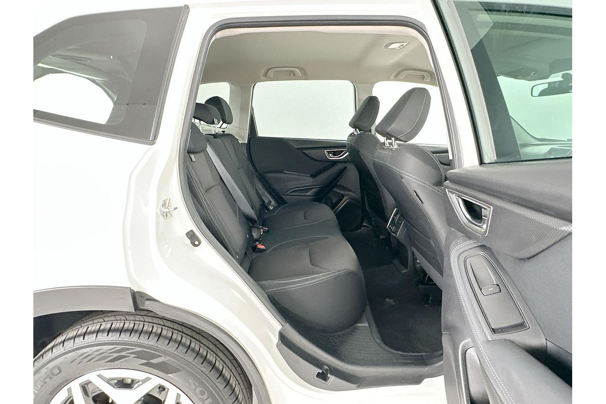 2023 Subaru Forester 2.5i S5