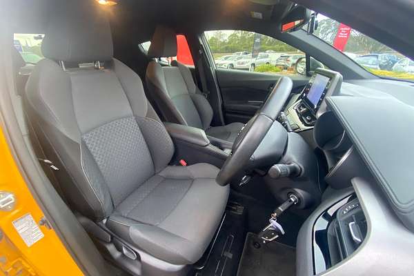 2019 Toyota C-HR NGX10R