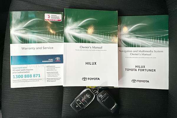 2021 Toyota Hilux SR5 GUN126R 4X4