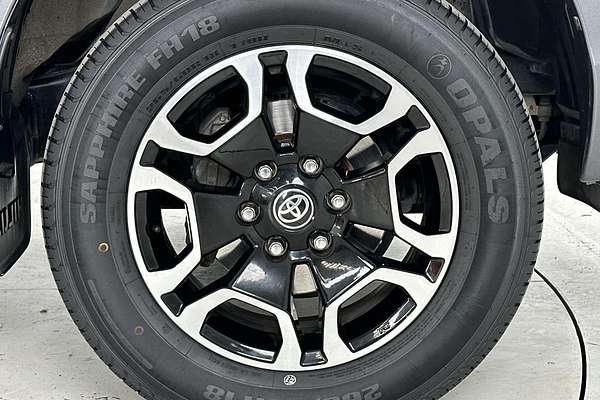2021 Toyota Hilux SR5 GUN126R 4X4