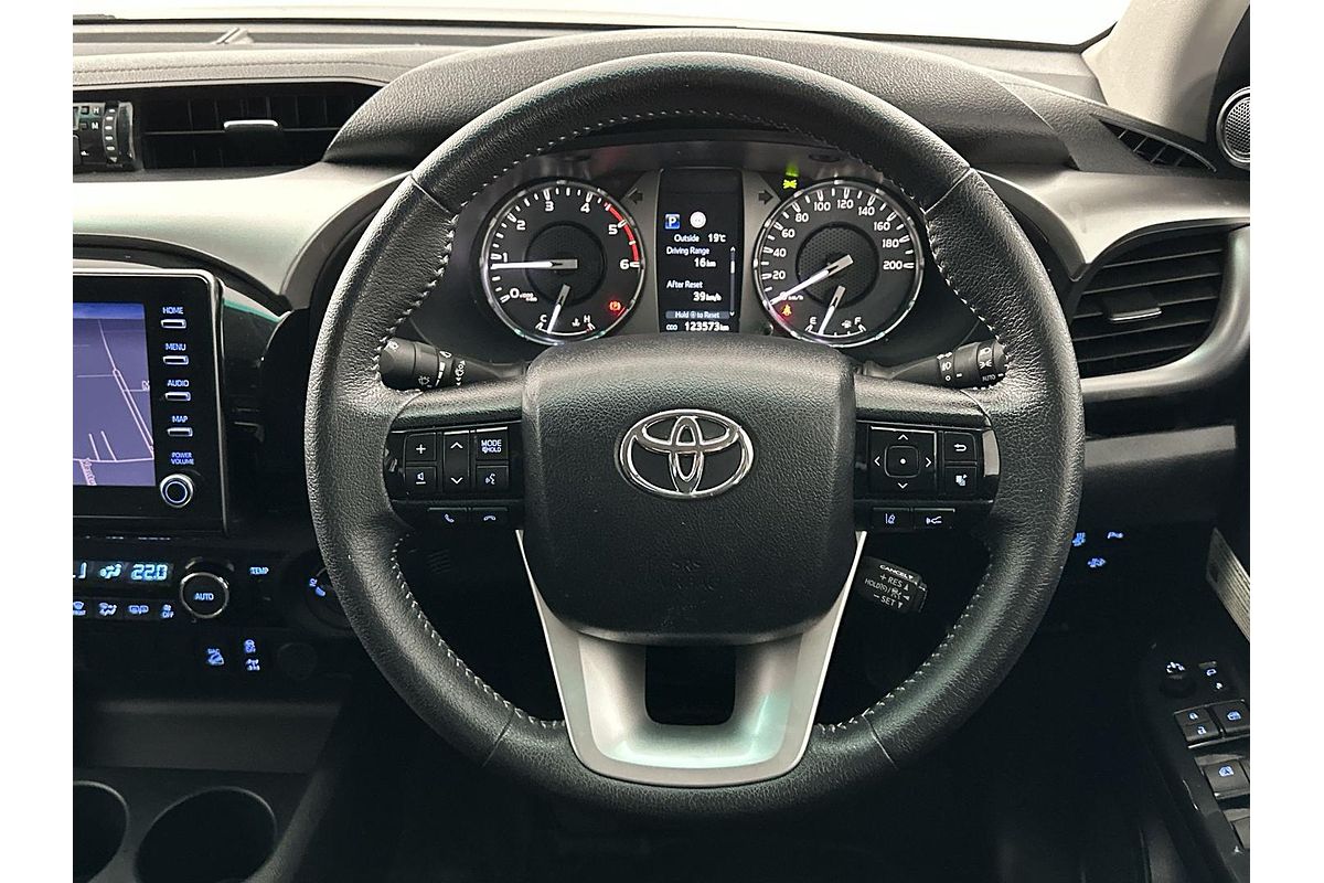 2021 Toyota Hilux SR5 GUN126R 4X4