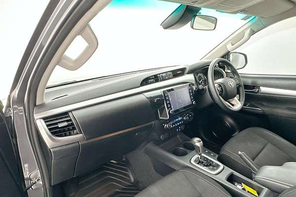 2021 Toyota Hilux SR5 GUN126R 4X4