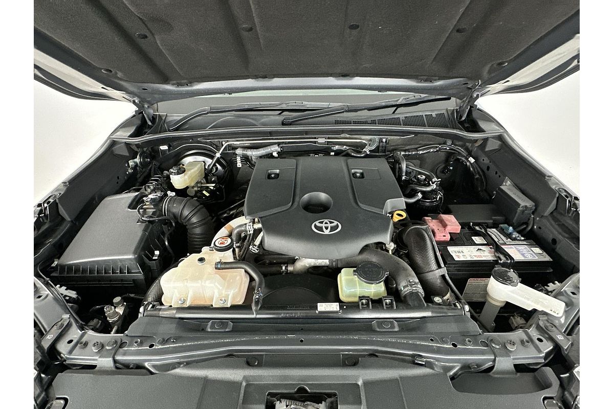 2021 Toyota Hilux SR5 GUN126R 4X4