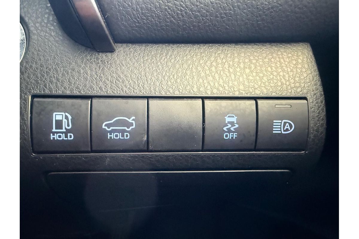 2024 Toyota Camry Ascent AXVH70R